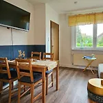 Oll Smee 9 Huus Mit Terrasse, Grill Und Kleinem Garten Tatil Evi *
